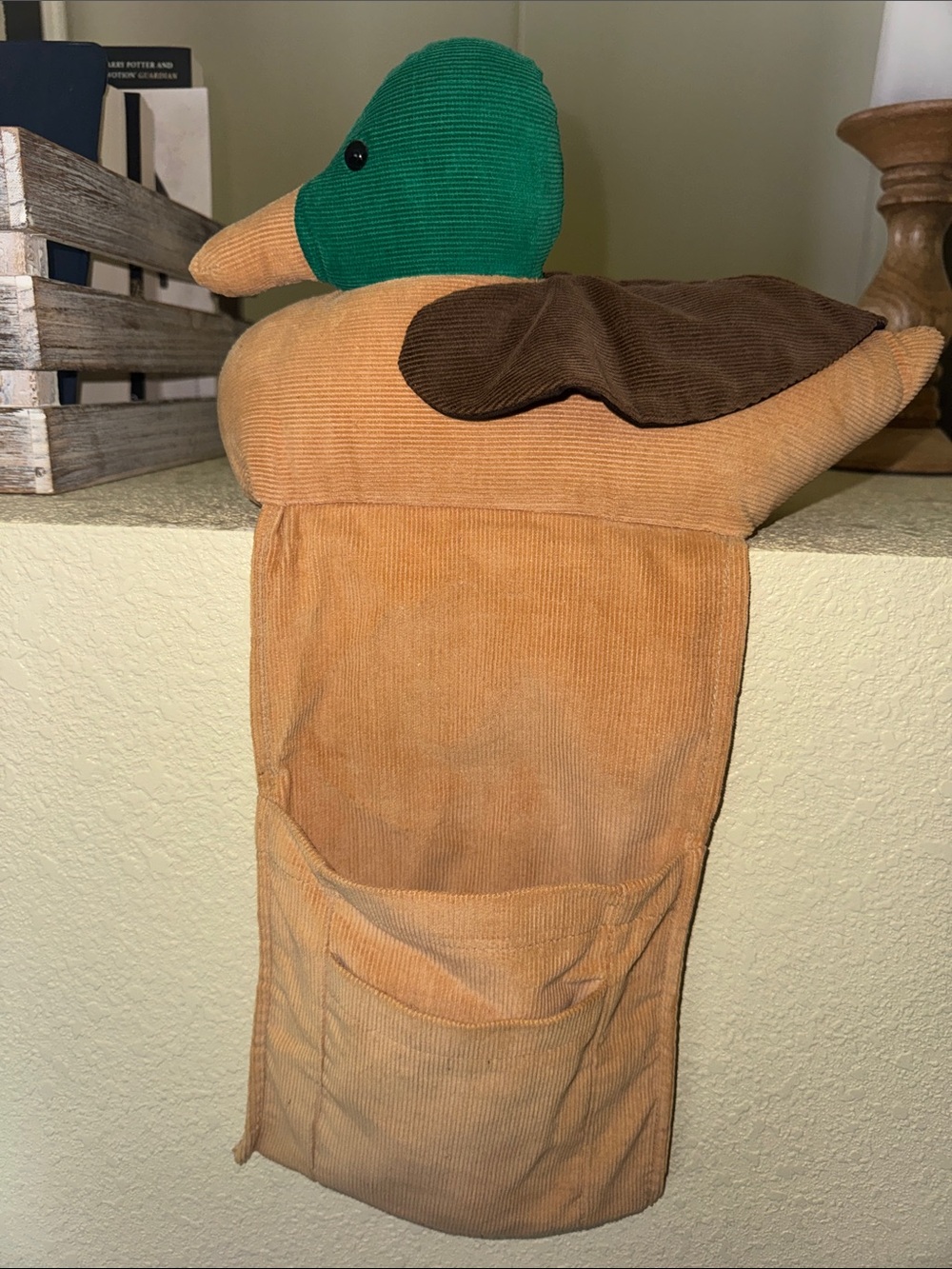 1985 Mallard duck remote holder